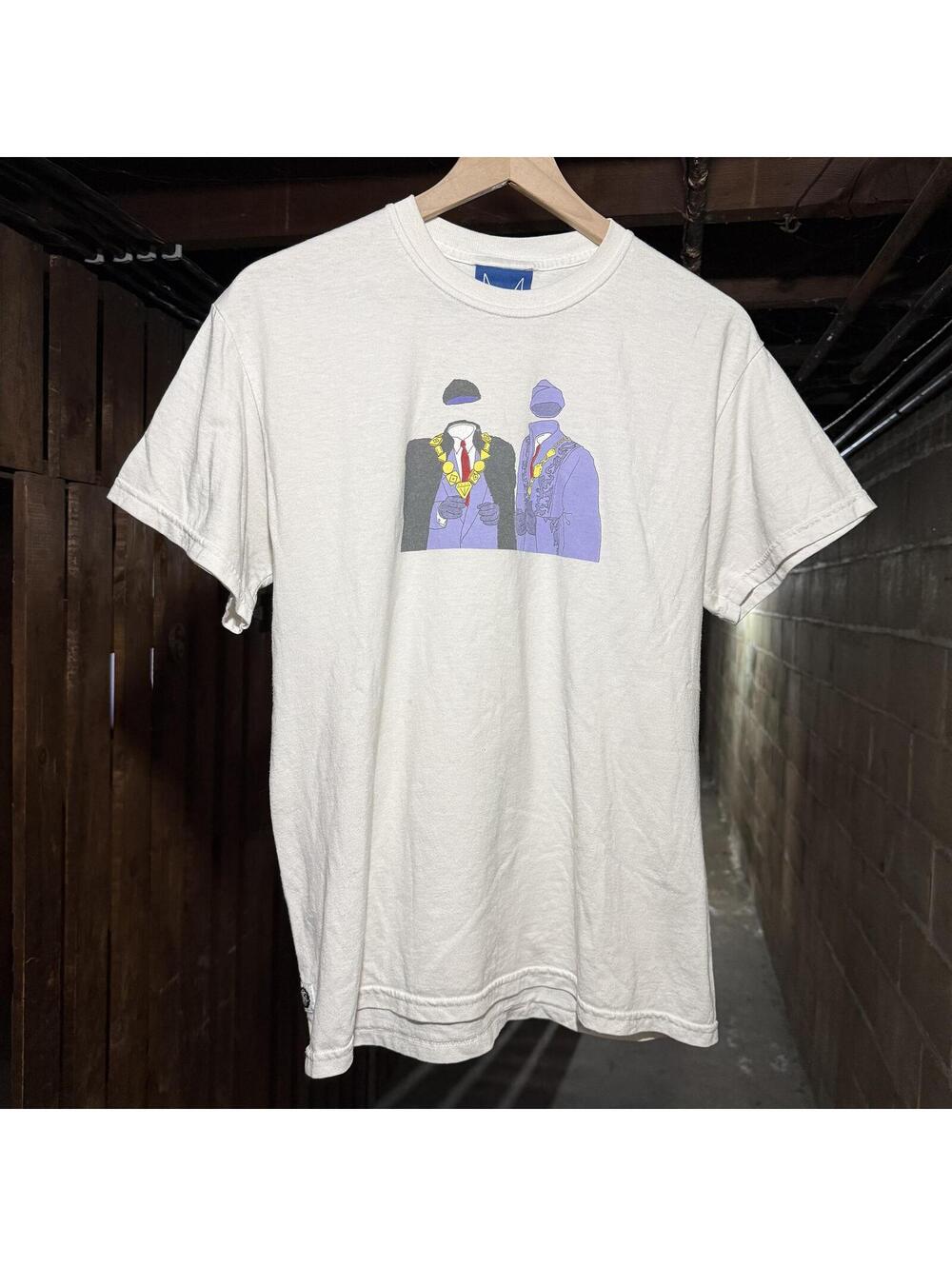 Staple Design NYC Graphic Tee Medium White Streetwear Y2K Hip Hop Art Pigeon